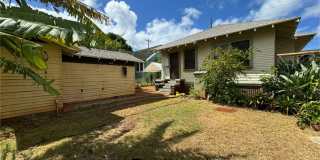 Charming detached single family Kaimuki 3 bdrm, 1 bath home on level lot Gallery 41
