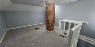 Comfortable 3-Bedroom Home with Private Upstairs Suite Gallery 9