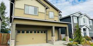 Spacious 4 bed 2.5 bath house in Cascade-Fairwood AC Gallery 1
