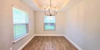 Spacious 3-Bedroom Home - Stonechase Gallery 9