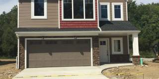 Beautiful 3 bedroom 2 1/2 bath home Gallery 1