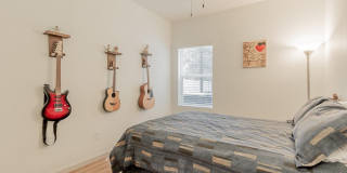 16284 HUNTERS HOLLOW Trail Gallery 22