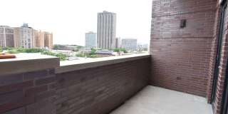 3833 N Broadway Gallery 392