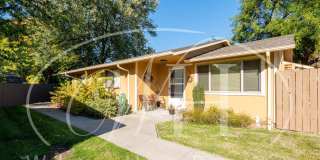 Updated 2 Bedroom Home in Quiet Neighborhood Gallery 1