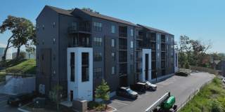 **THIS IS THE ONE IN EAST NASHVILLE** Gallery 9