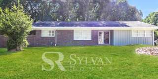 136 Tanglewood Drive Gallery 1