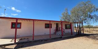 Queen Creek 3 bed / 2 bath on just under 5 Acres! No HOA! Gallery 1