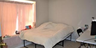 Room in 3 Bedroom Home at Arlyn Cir Gallery 20