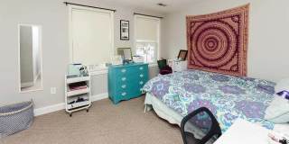 Three Bed Manayunk Townhome Three Bed Manayunk Townhome Gallery 1
