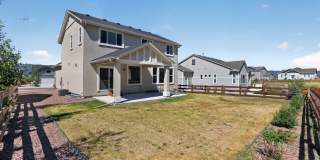 Spacious 5BR House in Monument Gallery 7