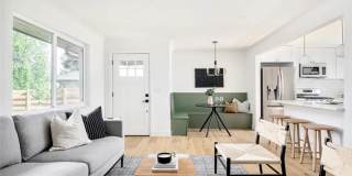 Recently Renovated 2Bd 1Ba Duplex with W/D and Central AC! Gallery 1