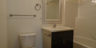 12544 15th Avenue Northeast Gallery 8