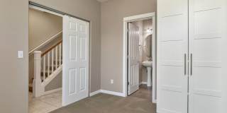 Spacious Living in a Modern Townhome Gallery 18