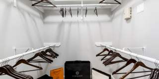 The Beverly at Shadow Lake Gallery 6