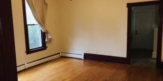 1908 Jackson St NE - 1 Gallery 25
