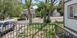 FOR RENT! Beautifully Remodeled 2 Bed/1 Bath Unit – Don’t Miss Out! Gallery 19