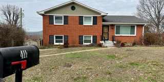 Remodeled beauty in Charolette Park Gallery 1