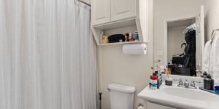 5 bed 4 bath near campus! Gallery 13