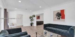 630 NE 52nd Ter Gallery 7