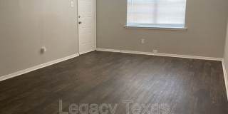 1302 Berry Dr Gallery 1