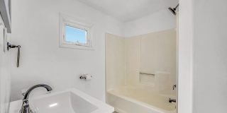 1030 Meadow Ave Gallery 7