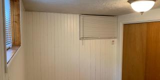 1422 W Oak St Bsmt UNIT Gallery 27