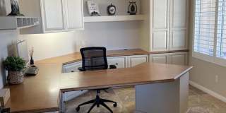 60189 Poinsettia Place Gallery 10