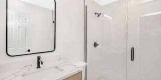 1218 W Lexington St Gallery 23