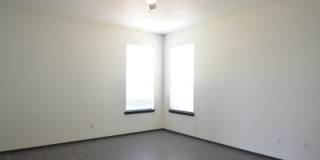 4903 Golden Gate Dr Gallery 21