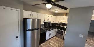 2709-2711 North Kaster Court 2709-2711 North Kaster Court Gallery 1