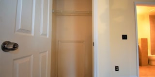 Two Level (1BR/1BTH) Condo in Gables on Tuckerman!! Gallery 12