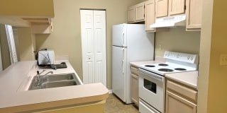 5620 Pinnacle Heights Cir Apt 207 Gallery 1