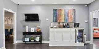 River Oaks Gallery 15