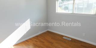 Wonderful Sierra Oaks 3bd/2ba Duplex with 2 Car Garage Gallery 23