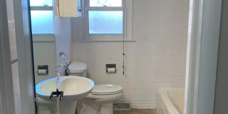 2 BEDROOM, 2 BATHROOM, 2 BONUS ROOM SINGLE FAMILY HOME Gallery 9