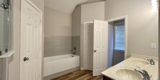 154 ISLAND BLUFF Dr Gallery 11