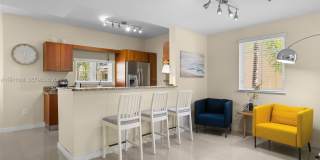 18413 NE 27th Ct Gallery 12