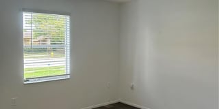 7808 OSTEEN Road Gallery 16