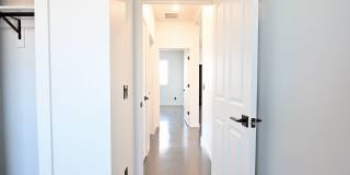 1495 Oxbow Gallery 41