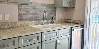Charming remodeled 3-bedroom home for lease! Gallery 14