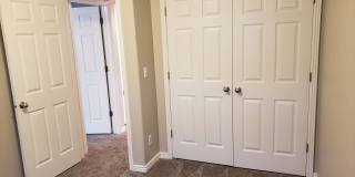 Beautiful 6 Bed 3 bath in Springville!! Gallery 27