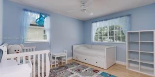 4020 Crystal Lake Dr Gallery 18