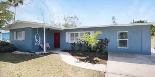 Furnished Chic Monthly Rental Home in Bradenton, FL VACA or Short Term Gallery 1