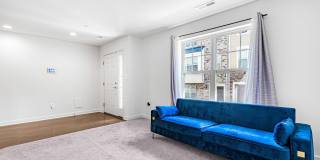 7308 WOOD POND Circle Gallery 4