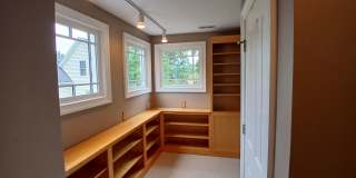 416 Hillsborough St Gallery 29