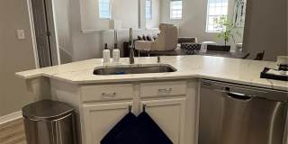 9410 GEORGIAN PARK LANE Gallery 2