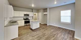 3 Bedroom 2 Bathroom 2 Car Garage Home in Oakdale School District Gallery 13