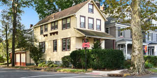 42 Llewellyn Avenue Gallery 1