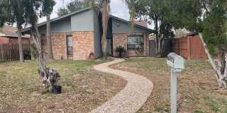 2432 W Iris Avenue Gallery 1