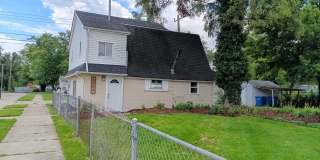 Spacious 3 bedroom 1 Bath in Warren! Gallery 6
